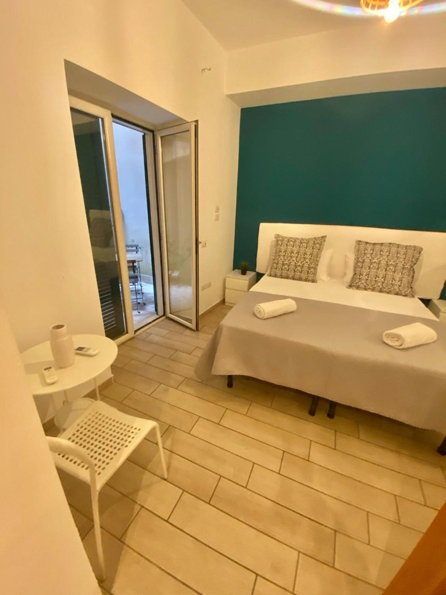 B&B Napoli Duomo חדר תמונה