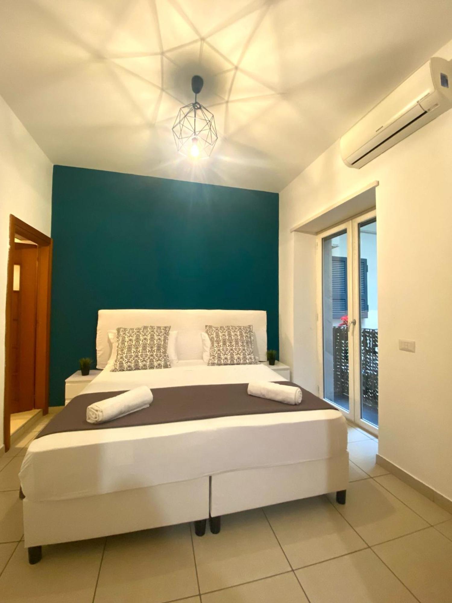 B&B Napoli Duomo מראה חיצוני תמונה