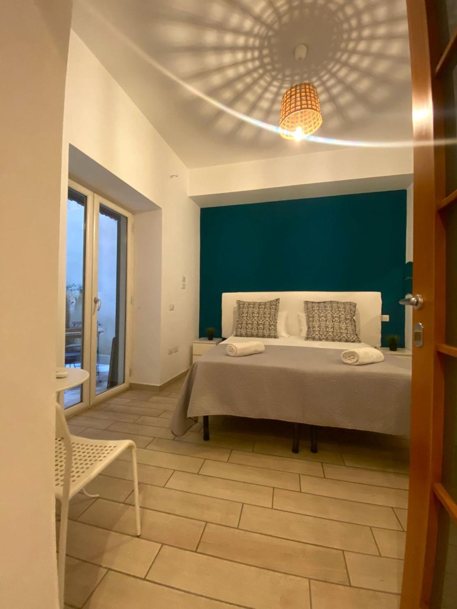 B&B Napoli Duomo מראה חיצוני תמונה
