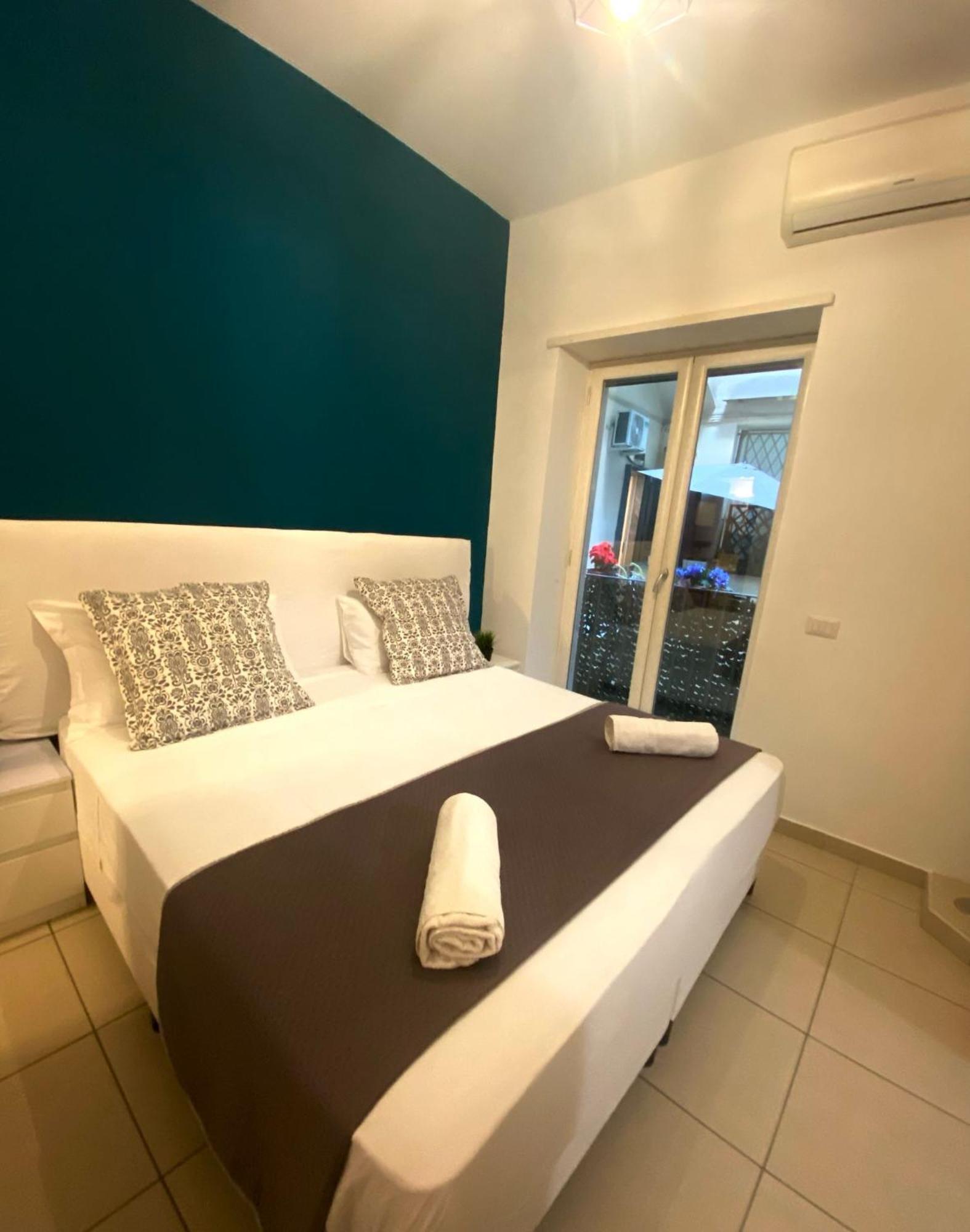 B&B Napoli Duomo מראה חיצוני תמונה
